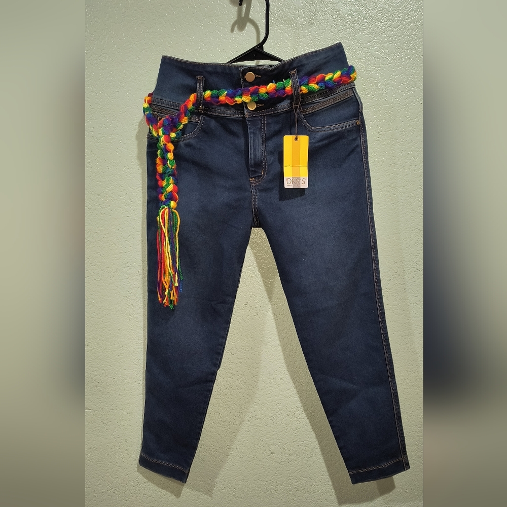 DKR'S. Jeans for women stretch . Colombiano Nuevo .